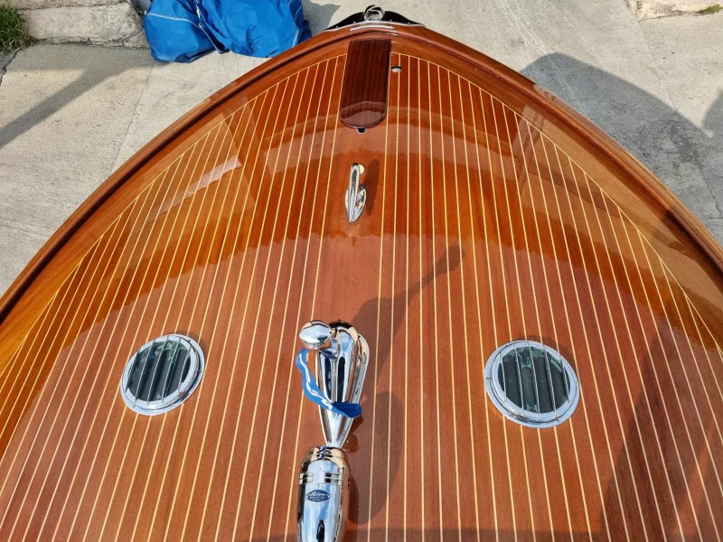 ANG-AQUARAMA-SUPER-8-scaled-1