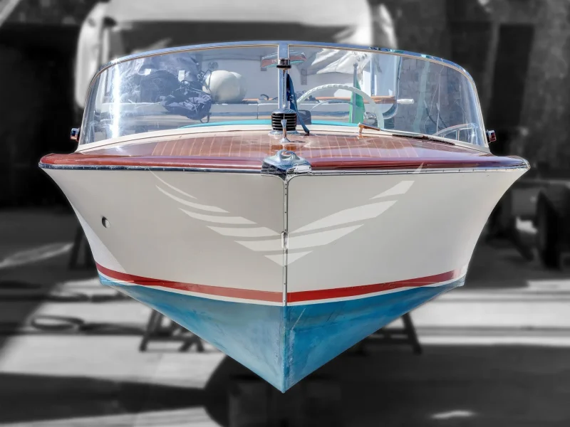 Proue Riva Junior electric retrofitted by lanéva boats
