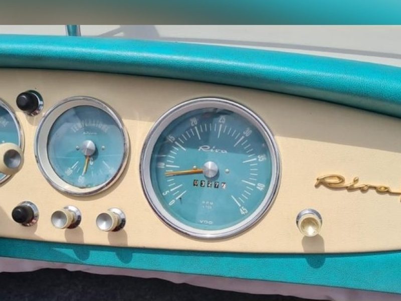 Riva Rudy Cockpit