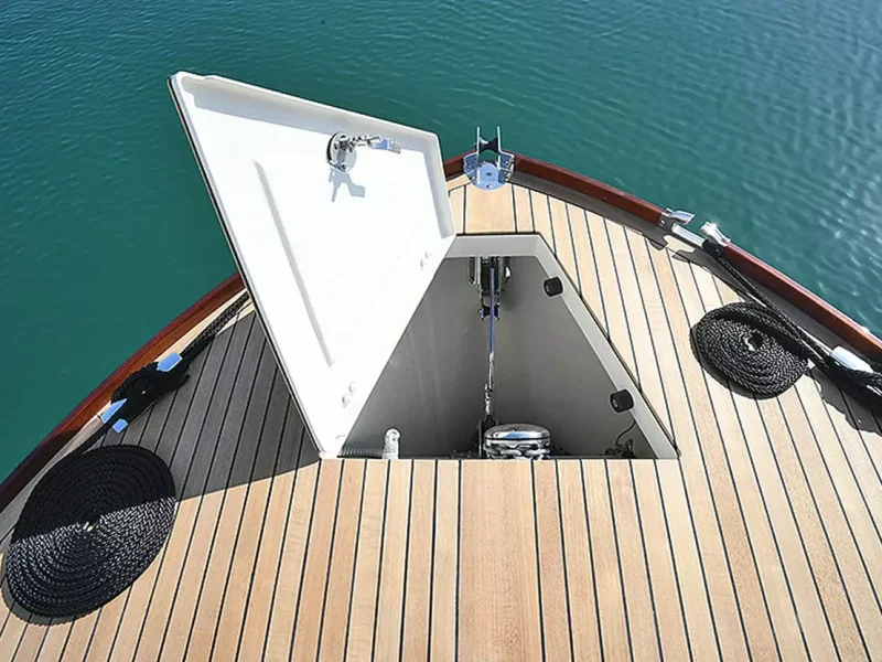 Tofinou-Lady-jane-electric-retrofit-Ancre-