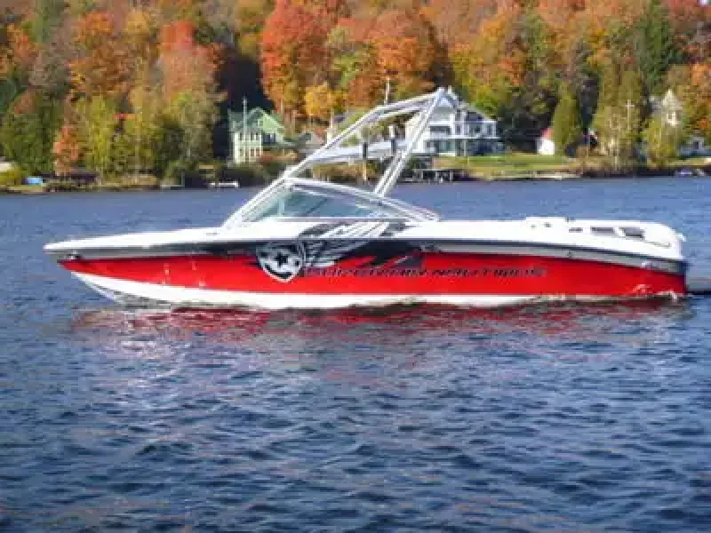 craft-air-nautique-236-electric-propulsion-by-laneva-boats-